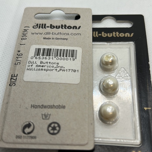Vintage buttons by dill buttons Germany  for crafts, junk journals & sewing - Picture 5 of 9